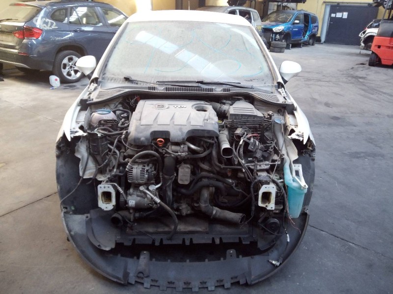 seat ibiza (6j5) del año 2008
