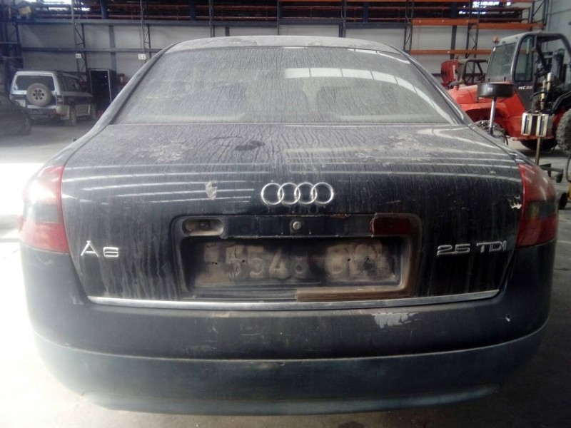 audi a6 berlina (4b2) del año 2001