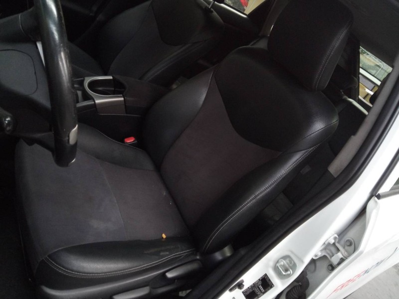 toyota prius (nhw30) del año 2015