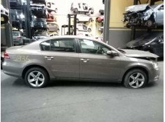 VOLKSWAGEN PASSAT LIM. (362)