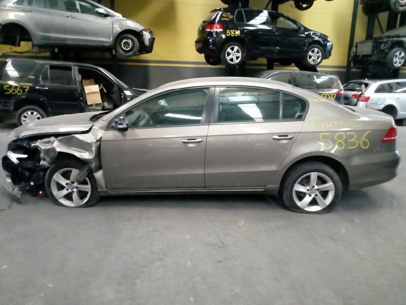 volkswagen passat lim. (362) del año 2011