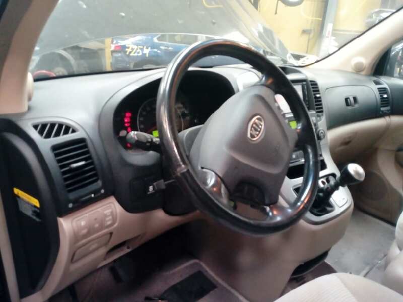kia carnival del año 2009