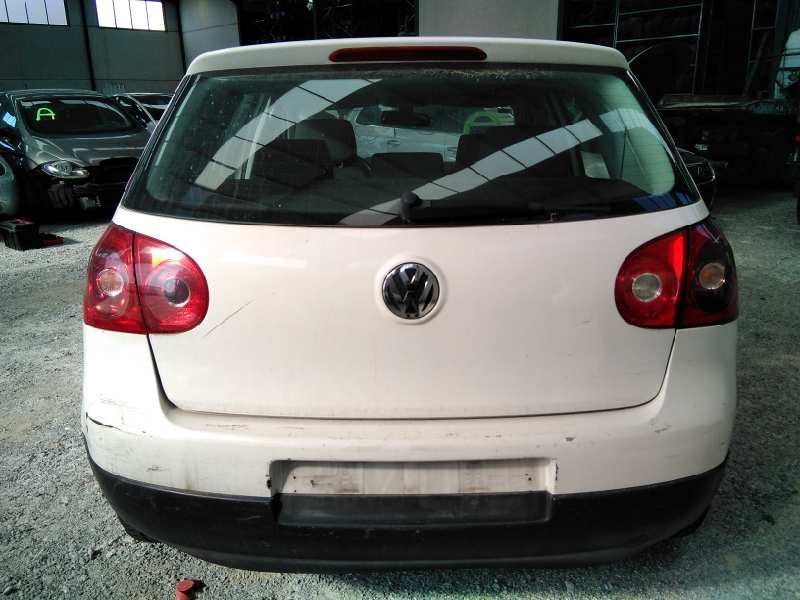 volkswagen golf v berlina (1k1) del año 2003