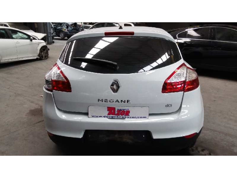 renault megane iii berlina 5 p del año 2012
