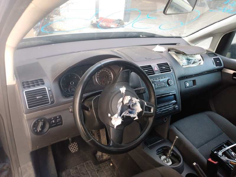 volkswagen touran (1t3) del año 2012