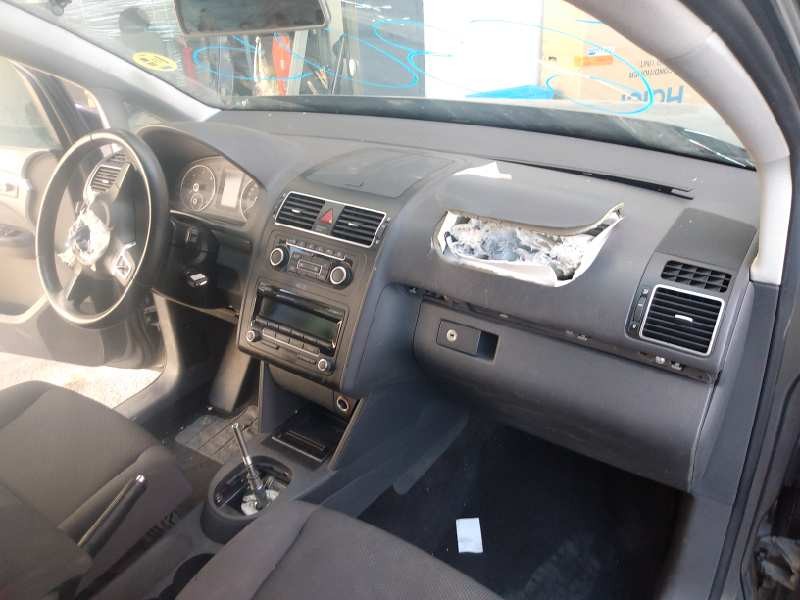 volkswagen touran (1t3) del año 2012