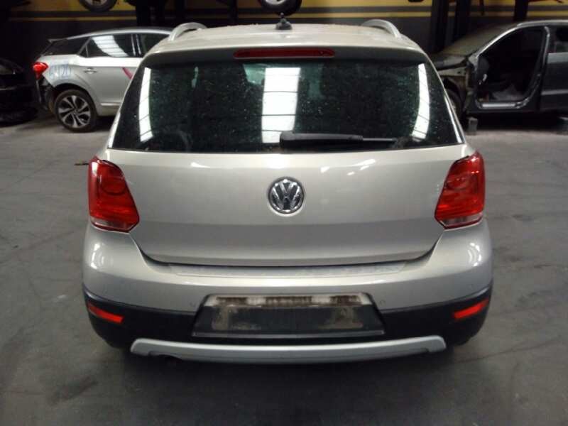volkswagen polo (6r1) del año 2011