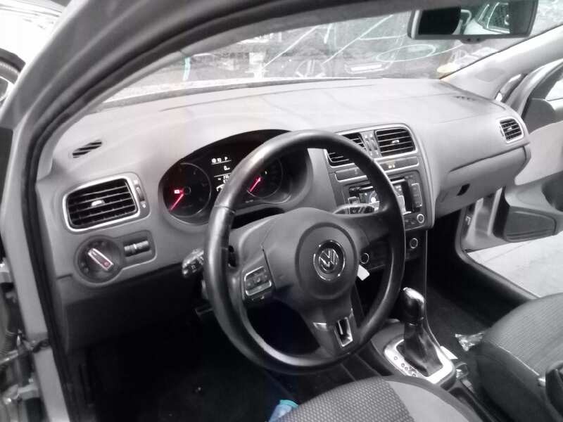 volkswagen polo (6r1) del año 2011