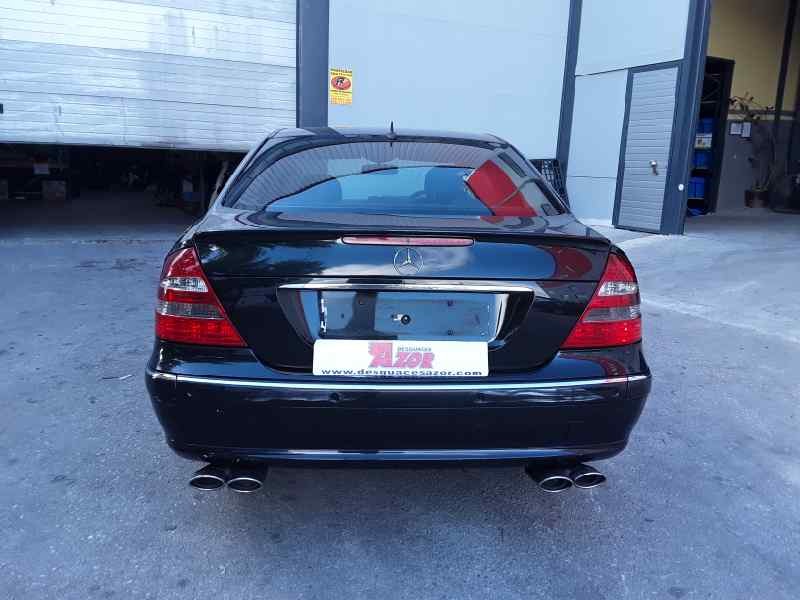 mercedes-benz clase e (w211) berlina del año 2005