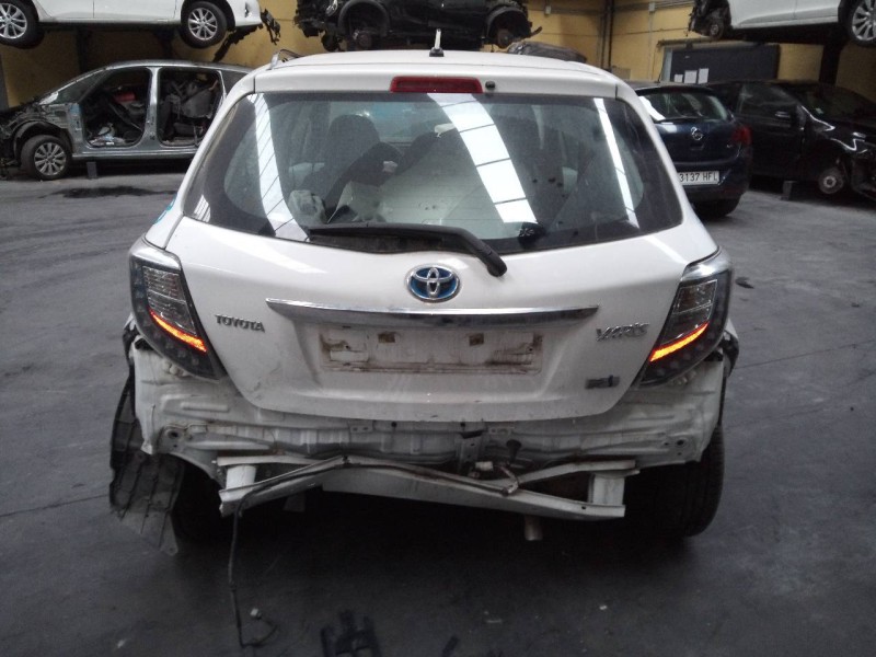 toyota yaris del año 2014