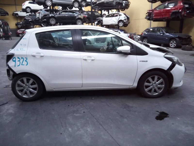 toyota yaris del año 2014