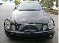 mercedes-benz clase e (w211) berlina del año 2002 2