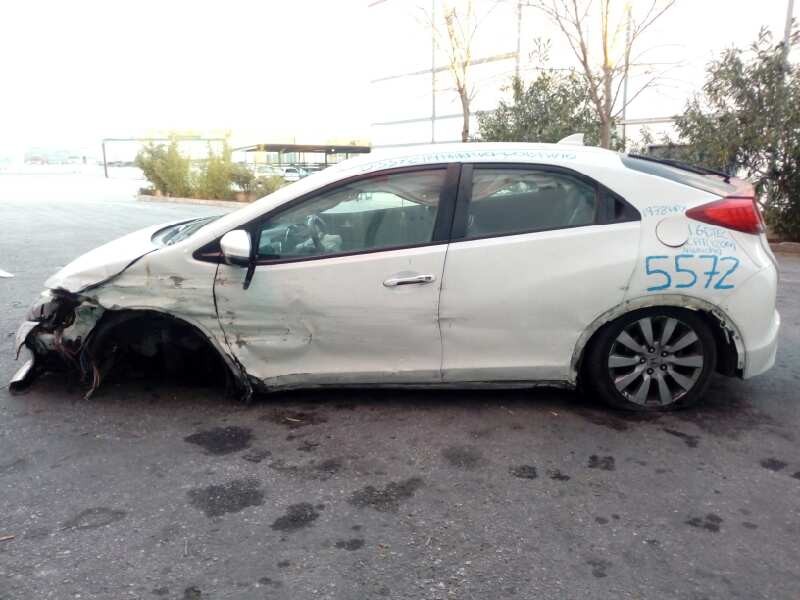 honda civic (fk) del año 2013