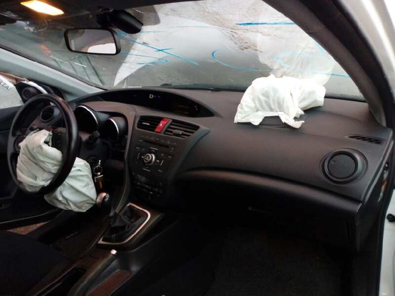 honda civic (fk) del año 2013