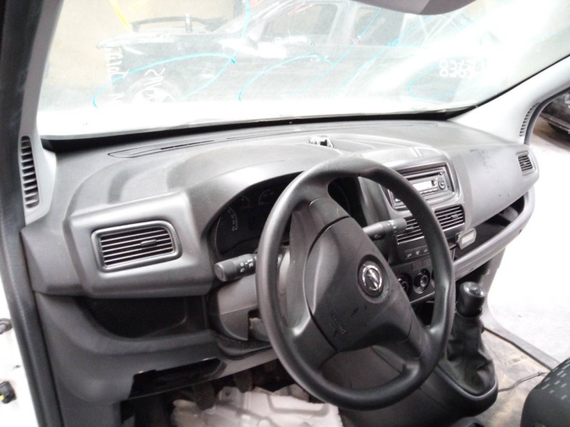 opel combo d del año 2011
