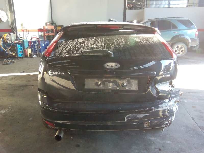 ford focus berlina (cap) del año 2004