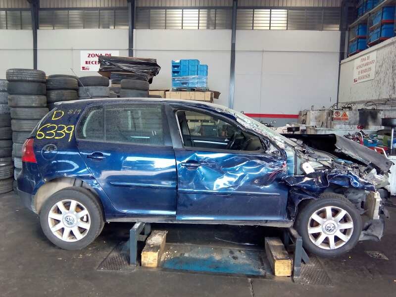 volkswagen golf v berlina (1k1) del año 2006
