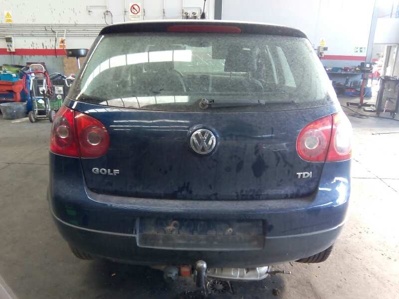 volkswagen golf v berlina (1k1) del año 2006
