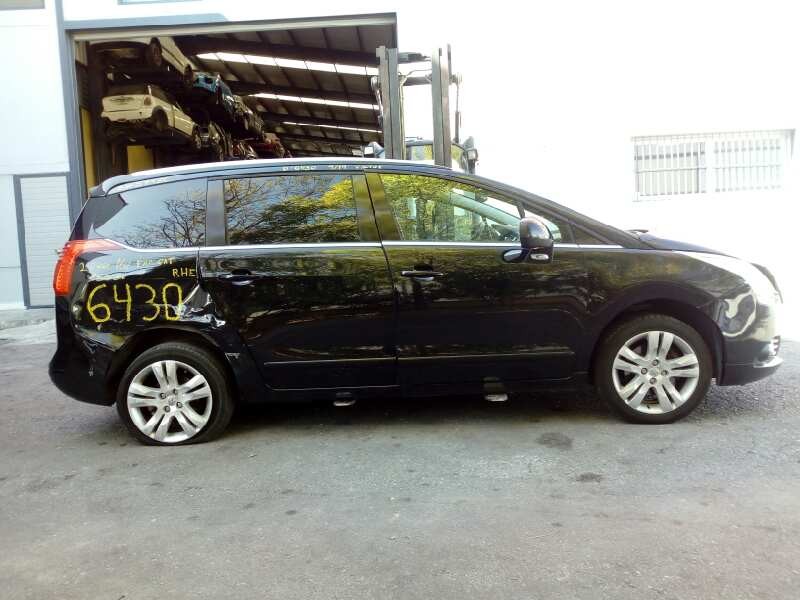 peugeot 5008 del año 2011