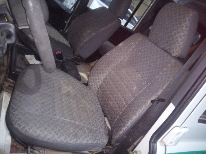land rover defender (ld) del año 2002