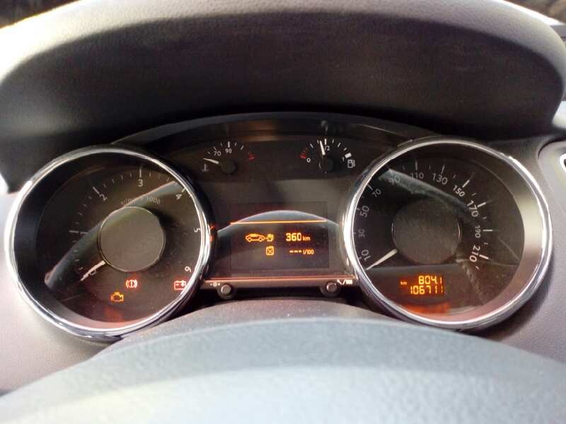 peugeot 5008 del año 2011