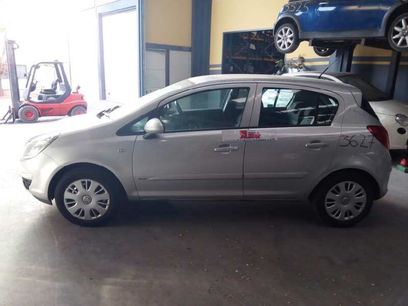 opel corsa d del año 2011