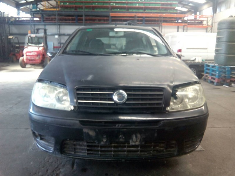 fiat punto berlina (188) del año 2005