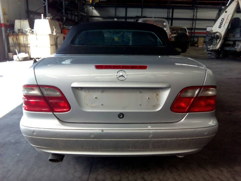 mercedes-benz clase clk (w208) cabrio del año 1998