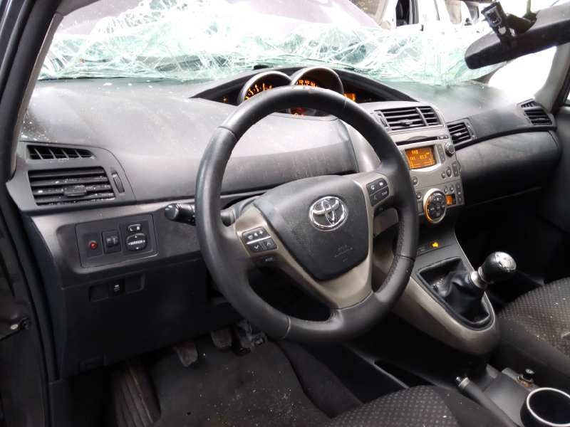 toyota corolla (e15) del año 2009