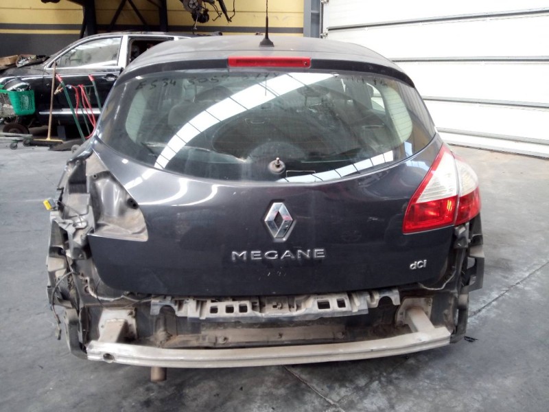 renault megane iii berlina 5 p del año 2011