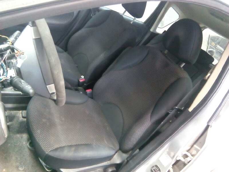 nissan note (e11e) del año 2008