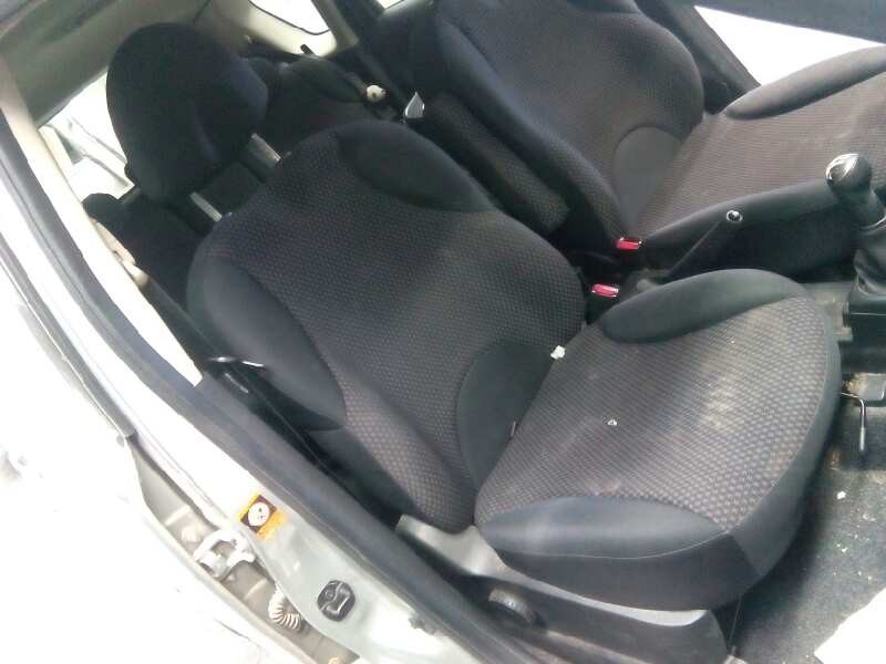 nissan note (e11e) del año 2008