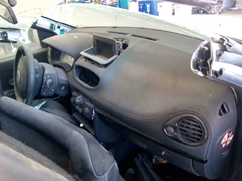 renault clio iii del año 2010