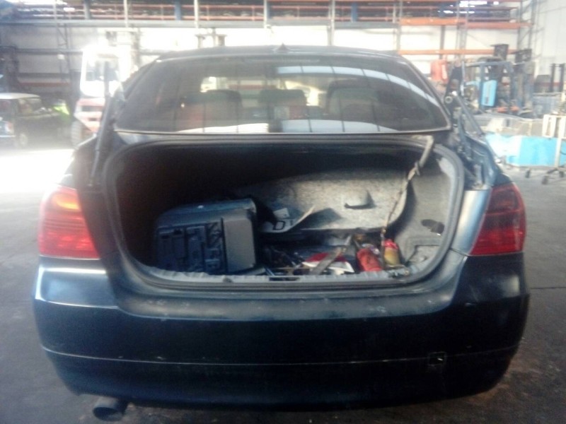 bmw serie 3 berlina (e90) del año 2006