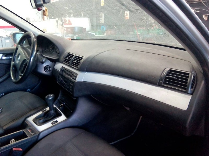bmw serie 3 berlina (e46) del año 2001