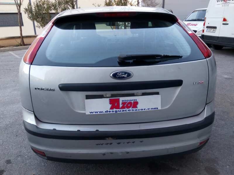ford focus berlina (cap) del año 2005
