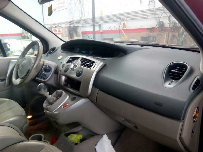 renault scenic ii del año 2003