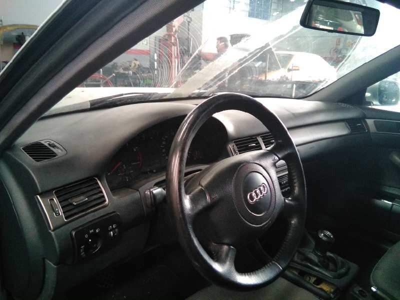 audi a6 berlina (4b2) del año 1999