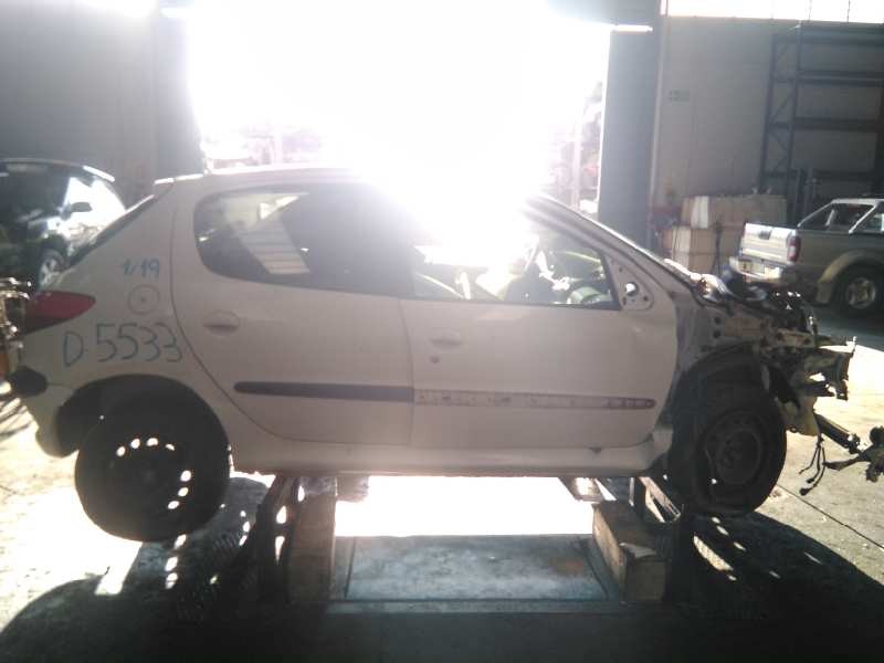 peugeot 206 berlina del año 2003
