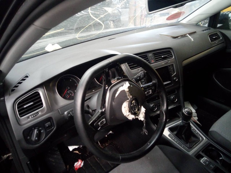volkswagen golf vii lim. del año 2015