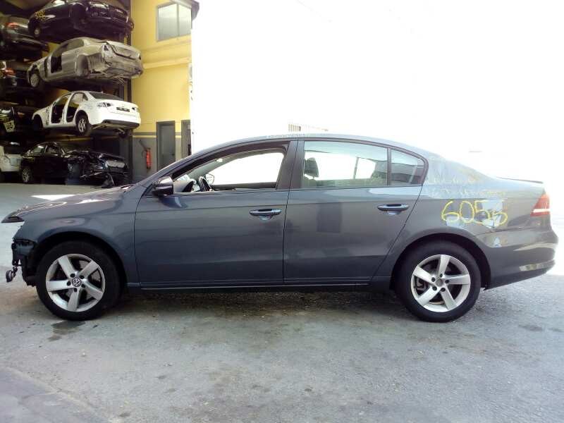 volkswagen passat lim. (362) del año 2011