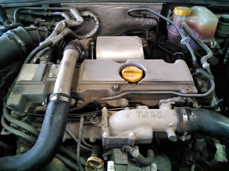 opel vectra c berlina del año 2003