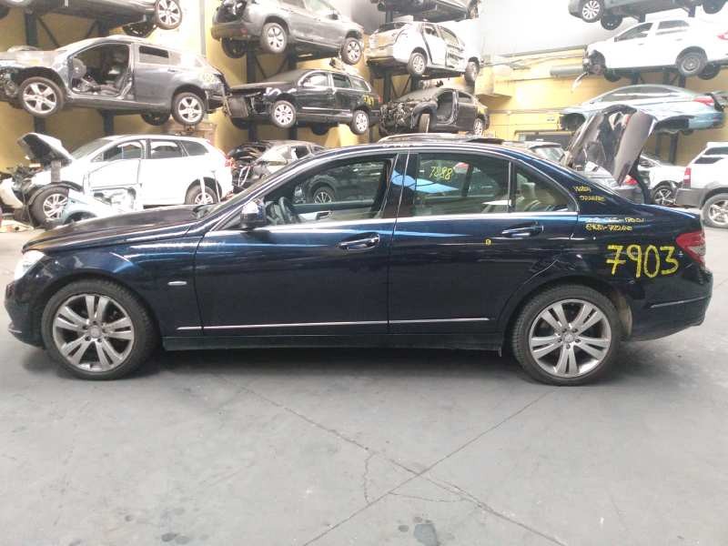 mercedes-benz clase c (w204) berlina del año 2008