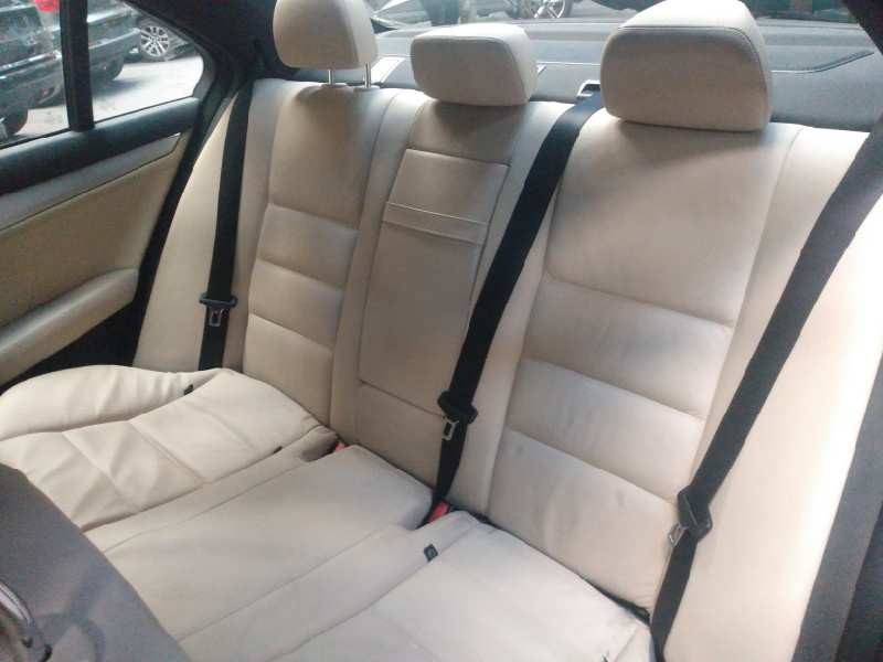 mercedes-benz clase c (w204) berlina del año 2008