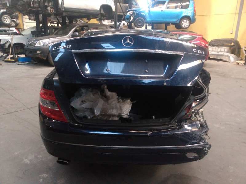 mercedes-benz clase c (w204) berlina del año 2008
