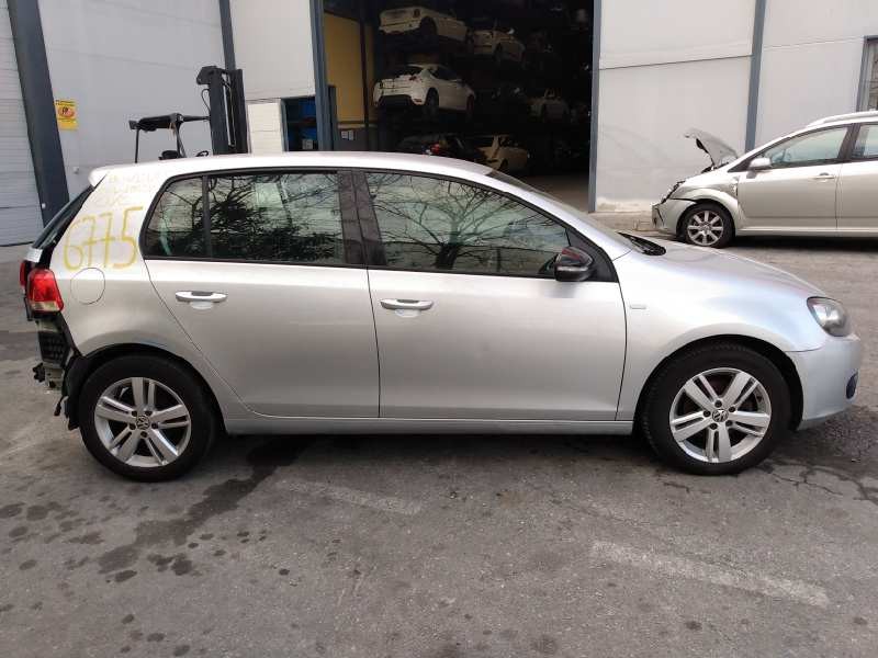 volkswagen golf vi (5k1) del año 2012