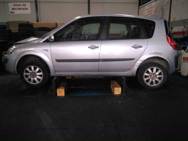 renault scenic ii del año 2006