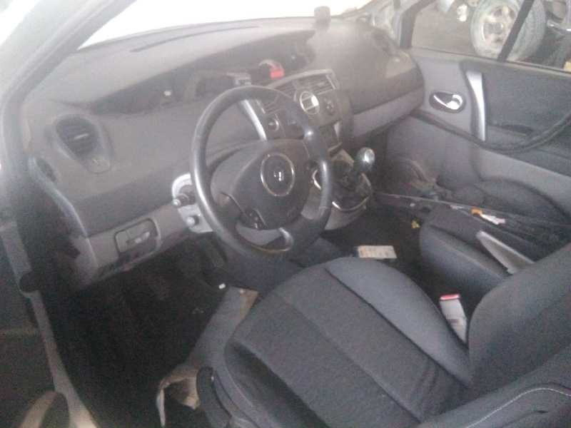 renault scenic ii del año 2006