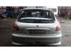 peugeot 206 berlina del año 2005 2