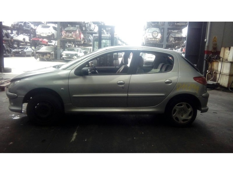 peugeot 206 berlina del año 2005